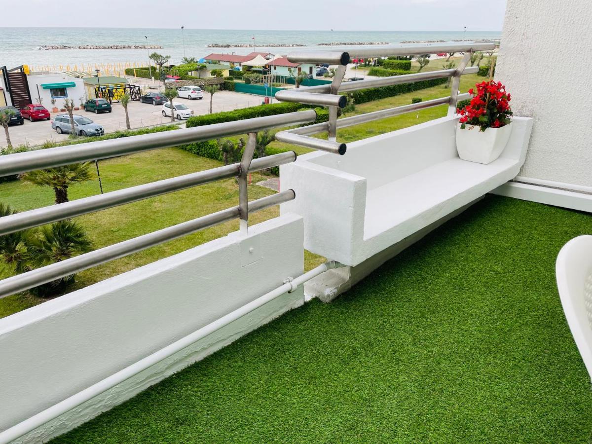 Al Mare Apartament Fano Exterior foto