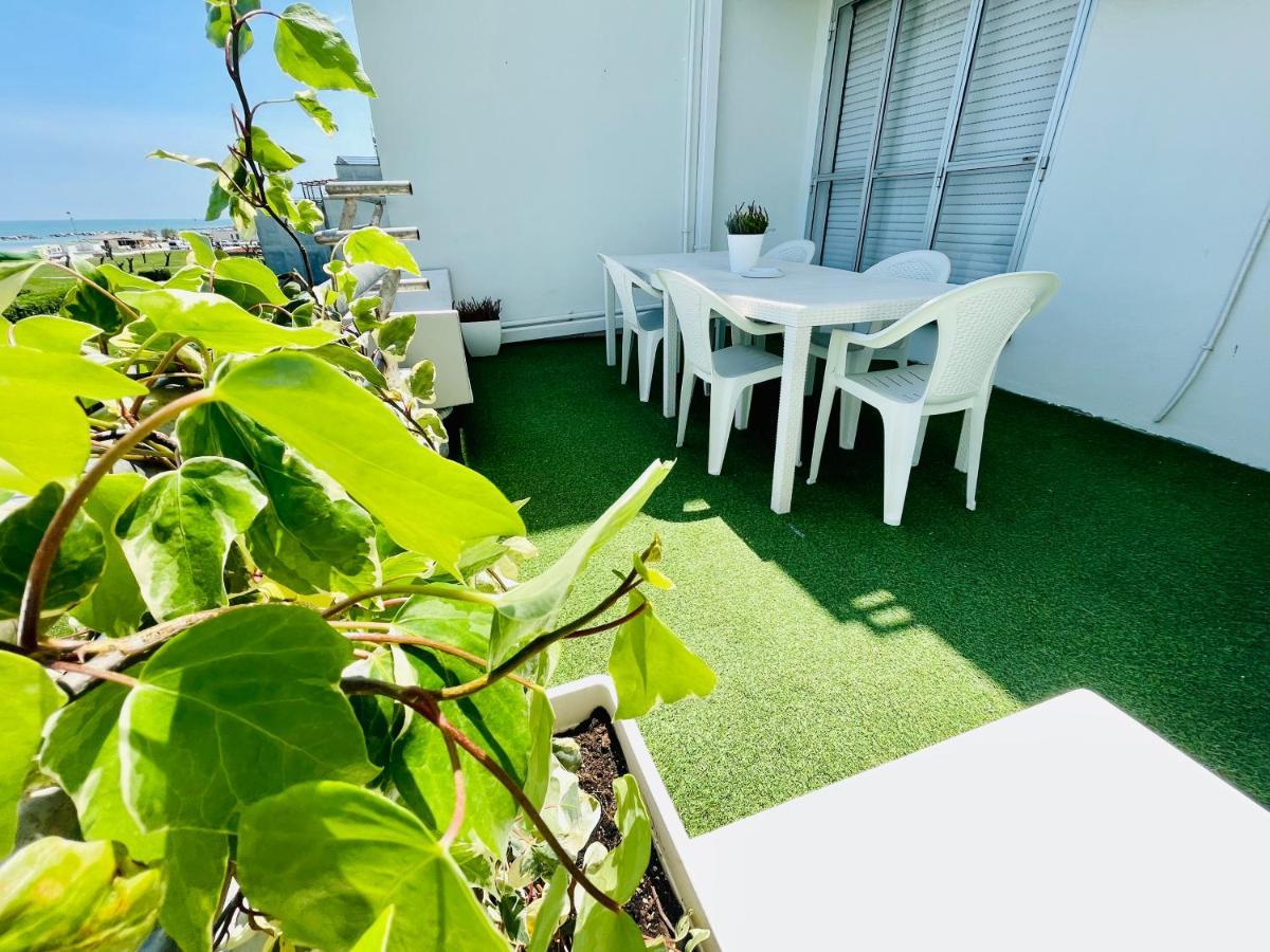 Al Mare Apartament Fano Exterior foto