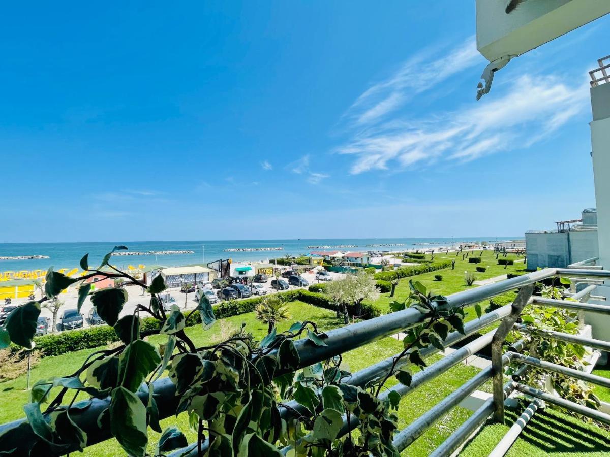 Al Mare Apartament Fano Exterior foto